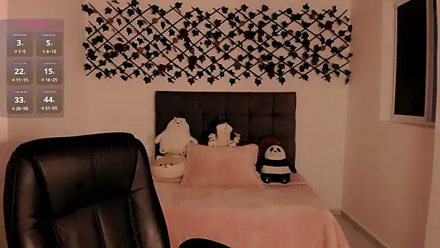 Snapshot of Lilith_Miller21 chatting on November 1, 2025, 7:19 pm Lilith Miller21 online show from November 1, 2025, 7:19 pm