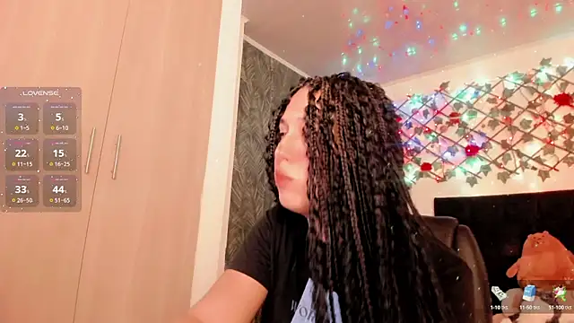 Snapshot of Lilith_Miller21 chatting on October 10, 2025, 7:25 pm Lilith Miller21 online show from October 10, 2025, 7:25 pm