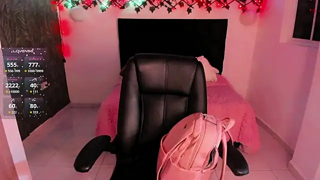 Snapshot of Lilith_Miller21 chatting on September 19, 2025, 9:08 pm Lilith Miller21 online show from September 19, 2025, 9:08 pm