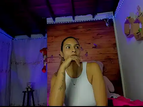 mykaelahoney online show from January 15, 2026, 1:53 am