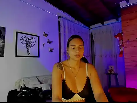 mykaelahoney online show from February 11, 2026, 3:28 am