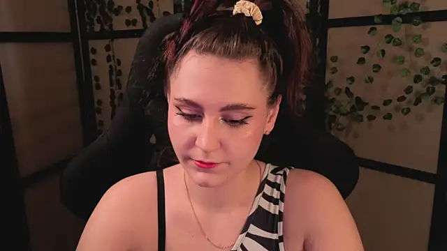 Diana Flower online show from April 4, 2026, 1:06 pm