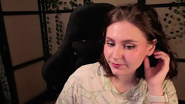 Diana Flower online show from April 8, 2026, 2:40 pm