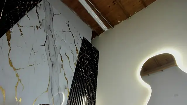 ebony hot1 online show from February 9, 2026, 1:42 pm