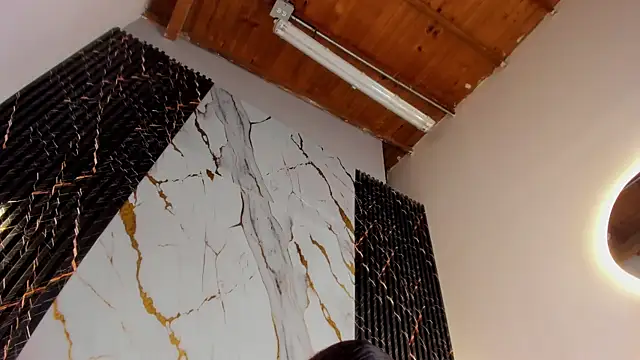 ebony hot1 online show from March 6, 2026, 1:39 pm