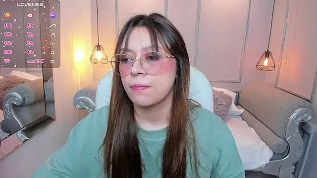 Lanna18 online show from October 15, 2025, 11:40 am