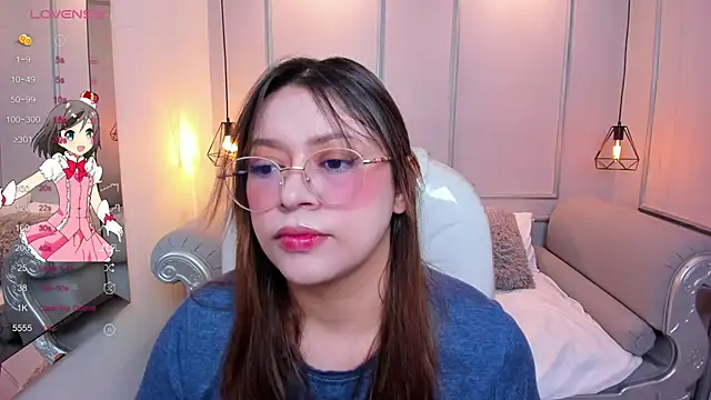 Lanna18 online show from September 10, 2025, 11:42 am