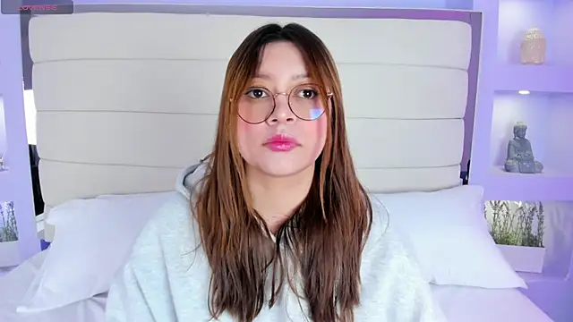 Lanna18 online show from February 28, 2025, 11:36 am
