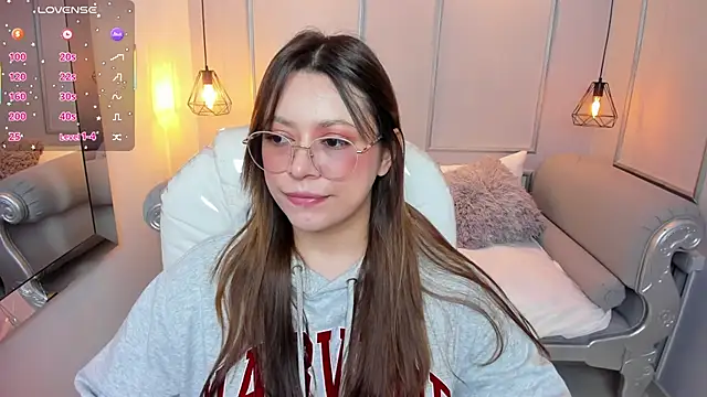 Lanna18 online show from October 24, 2025, 11:53 am