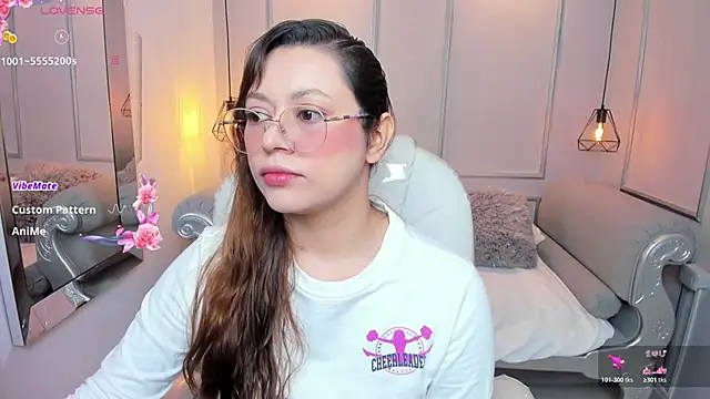 Lanna18 online show from October 29, 2025, 11:53 am