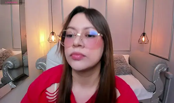 Lanna18 online show from October 4, 2025, 11:56 am