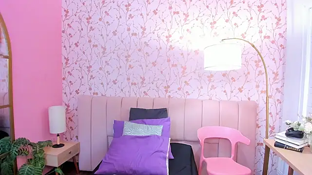 Snapshot of amber-hill chatting on October 18, 2025, 7:16 pm amber-hill online show from October 18, 2025, 7:16 pm