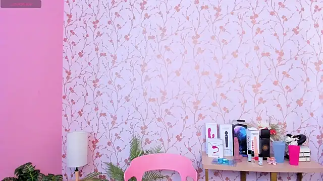 Snapshot of amber-hill chatting on September 23, 2025, 7:10 pm amber-hill online show from September 23, 2025, 7:10 pm