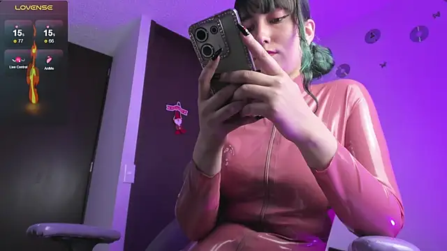 hitomi arata online show from February 11, 2025, 11:01 pm