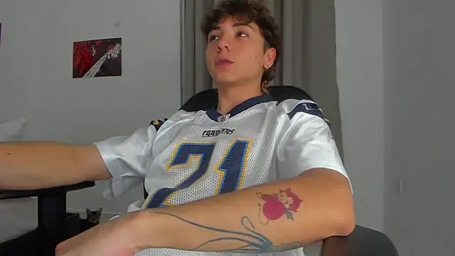 Joe23   online show from October 2, 2025, 2:15 am