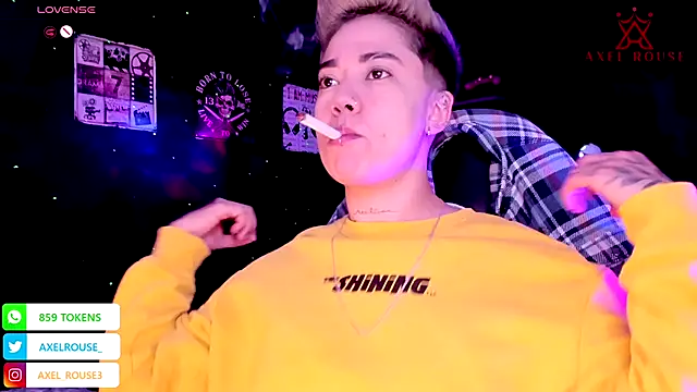 Snapshot of AxelRouse_1 chatting on October 23, 2025, 11:20 am AxelRouse 1 online show from October 23, 2025, 11:20 am