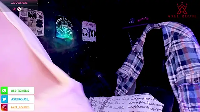 Snapshot of AxelRouse_1 chatting on October 30, 2025, 1:31 pm AxelRouse 1 online show from October 30, 2025, 1:31 pm