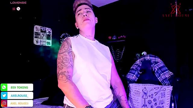 Snapshot of AxelRouse_1 chatting on October 22, 2025, 12:26 pm AxelRouse 1 online show from October 22, 2025, 12:26 pm