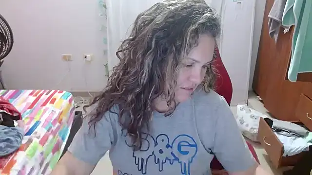 helenca43 online show from September 15, 2025, 11:10 am