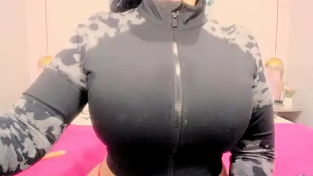 Snapshot of valeriasexxx chatting on February 26, 2025, 9:44 am valeriasexxx online show from February 26, 2025, 9:44 am