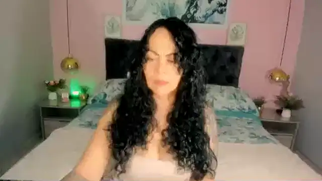 Snapshot of valeriasexxx chatting on February 23, 2025, 12:41 am valeriasexxx online show from February 23, 2025, 12:41 am