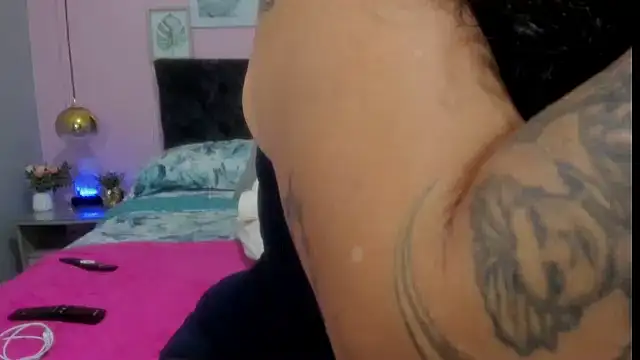 Snapshot of valeriasexxx chatting on February 11, 2025, 8:26 am valeriasexxx online show from February 11, 2025, 8:26 am
