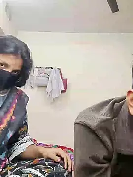 Snapshot of riya190 chatting on January 17, 2025, 11:49 am riya190 online show from January 17, 2025, 11:49 am