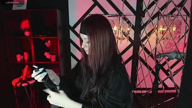 Lily Moonlight online show from September 26, 2025, 7:15 am