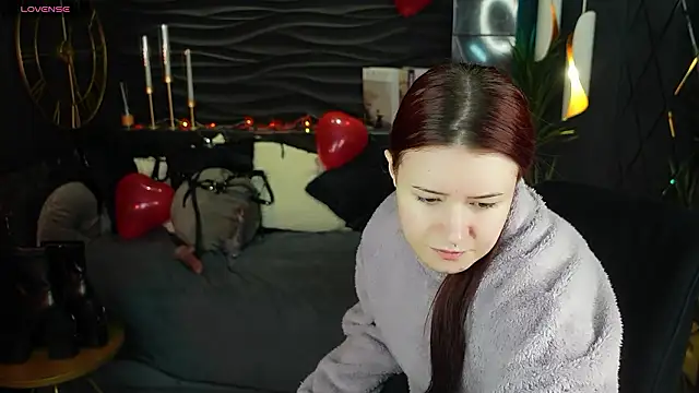 Lily Moonlight online show from February 8, 2026, 7:17 am