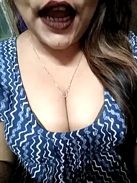 Beautyy38 online show from February 26, 2025, 7:32 pm