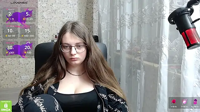 Nana Hot online show from February 10, 2025, 4:14 pm