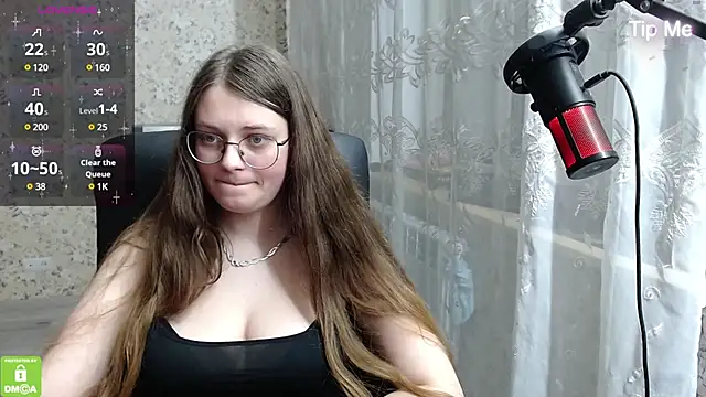 Nana Hot online show from March 6, 2025, 7:32 pm