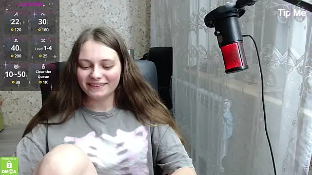 Nana Hot online show from March 18, 2025, 7:44 pm