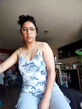 Im Alma  online show from February 10, 2026, 8:52 pm