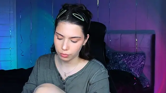 Stacy Gonzales  online show from March 26, 2026, 8:12 am