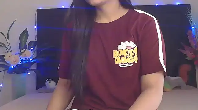 Snapshot of WildRuhi20 chatting on March 20, 2025, 10:10 am WildRuhi20 online show from March 20, 2025, 10:10 am