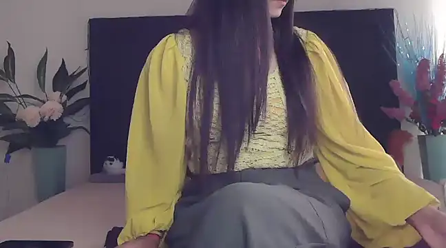 Snapshot of WildRuhi20 chatting on March 4, 2025, 11:08 am WildRuhi20 online show from March 4, 2025, 11:08 am