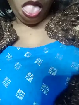 Wifesuman40 online show from December 17, 2024, 2:55 pm