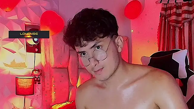 santyago taylor online show from March 5, 2025, 10:21 pm