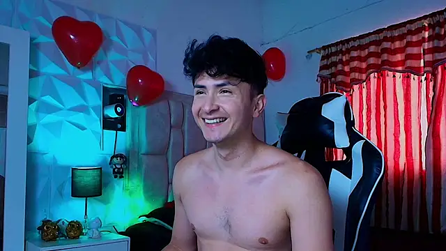 santyago taylor online show from February 20, 2025, 7:41 pm