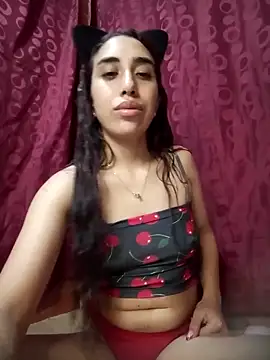 Snapshot of ifeelverywet_andhot chatting on December 23, 2024, 8:46 pm ifeelverywet andhot online show from December 23, 2024, 8:46 pm
