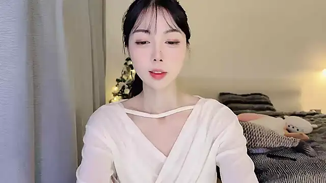 Fish   online show from February 10, 2025, 2:37 pm