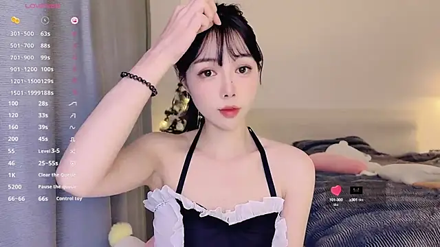 Fish   online show from February 3, 2025, 2:13 pm