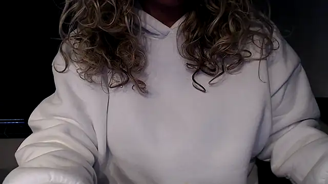 JenniLowen online show from February 25, 2025, 8:25 am