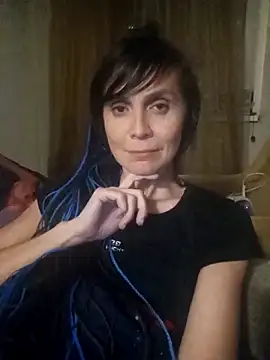 Francenia lolis online show from September 24, 2025, 7:09 pm