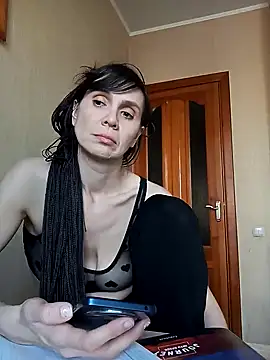 Francenia lolis online show from March 15, 2025, 10:46 am