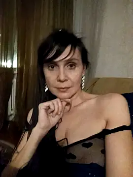 Francenia lolis online show from January 31, 2025, 6:03 pm
