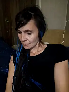 Francenia lolis online show from September 30, 2025, 6:36 pm