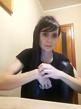 Francenia lolis online show from October 26, 2025, 11:16 pm