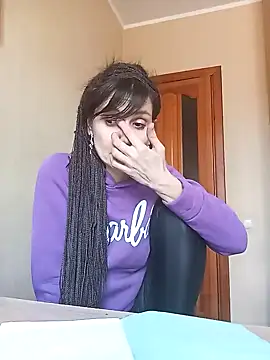 Francenia lolis online show from February 25, 2025, 1:32 pm